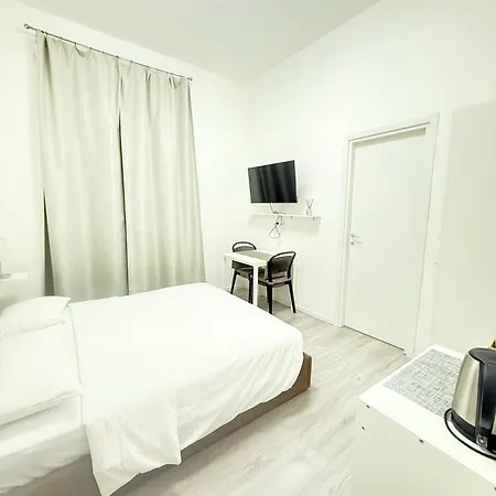 The House Of Brindisi Bed & Breakfast Rome